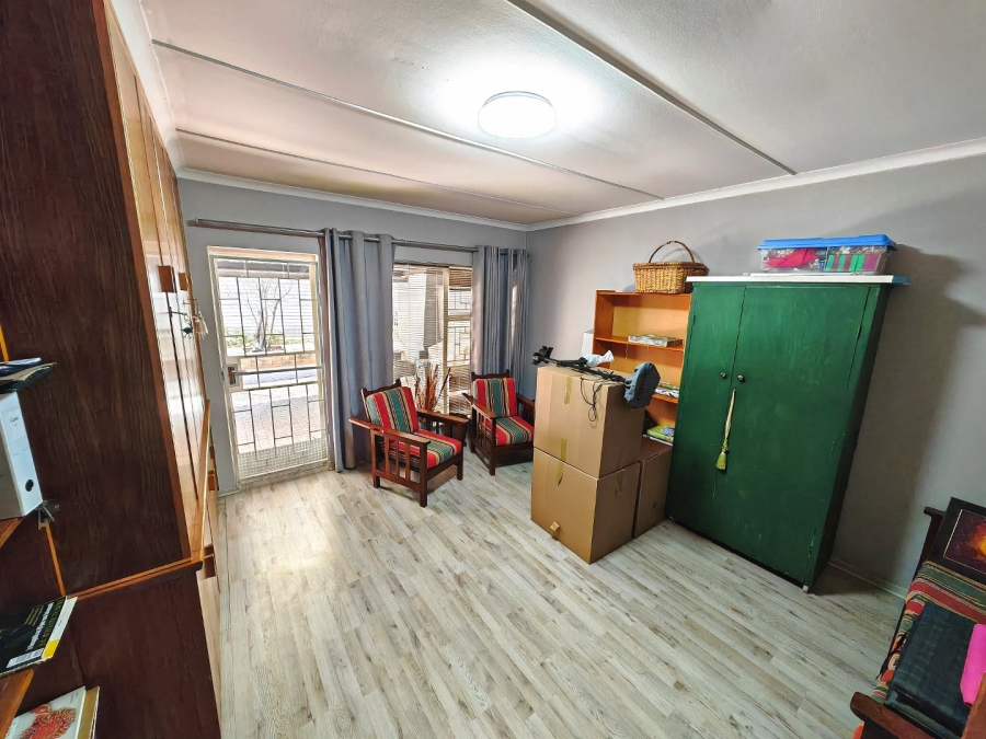 5 Bedroom Property for Sale in Heuwelsig Free State